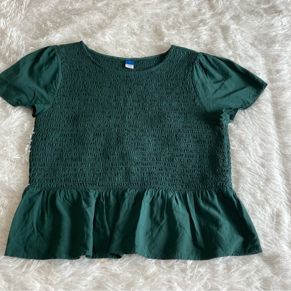 Old Navy | Flutter sleeves Pep Plum smocked Top Sz Lg, Green